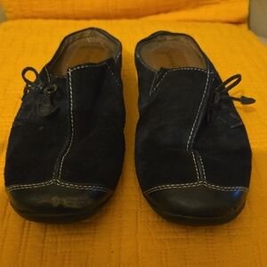 Natural Soul by Naturalizers Women's Black Suede Loafers